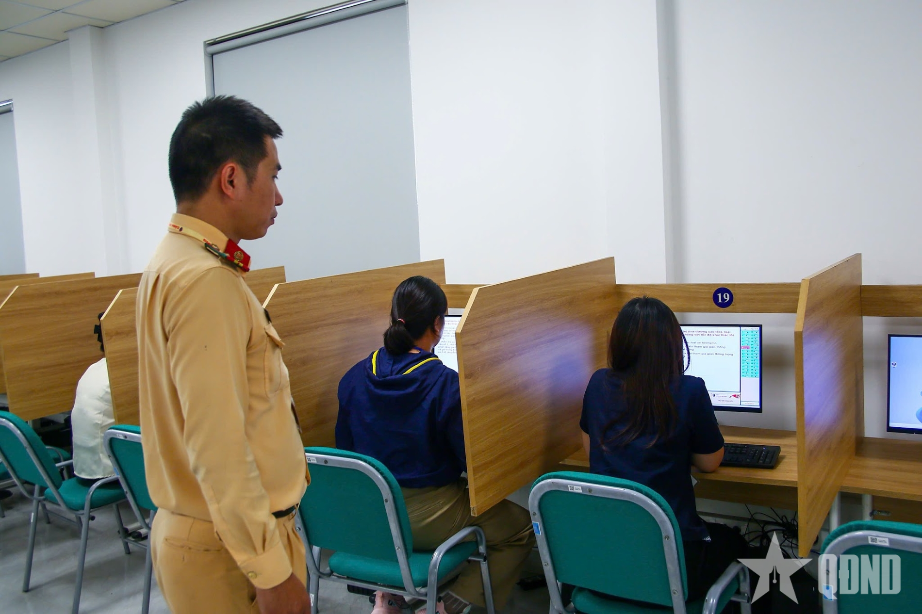 Thông báo lịch kiểm tra phục hồi điểm giấy phép lái xe tháng 10- 2026